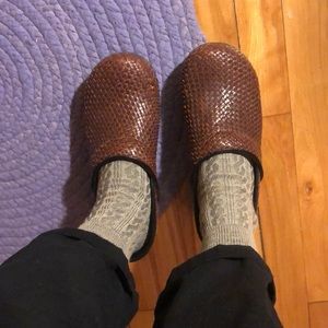 Sanita leather straw basket weave brown clog